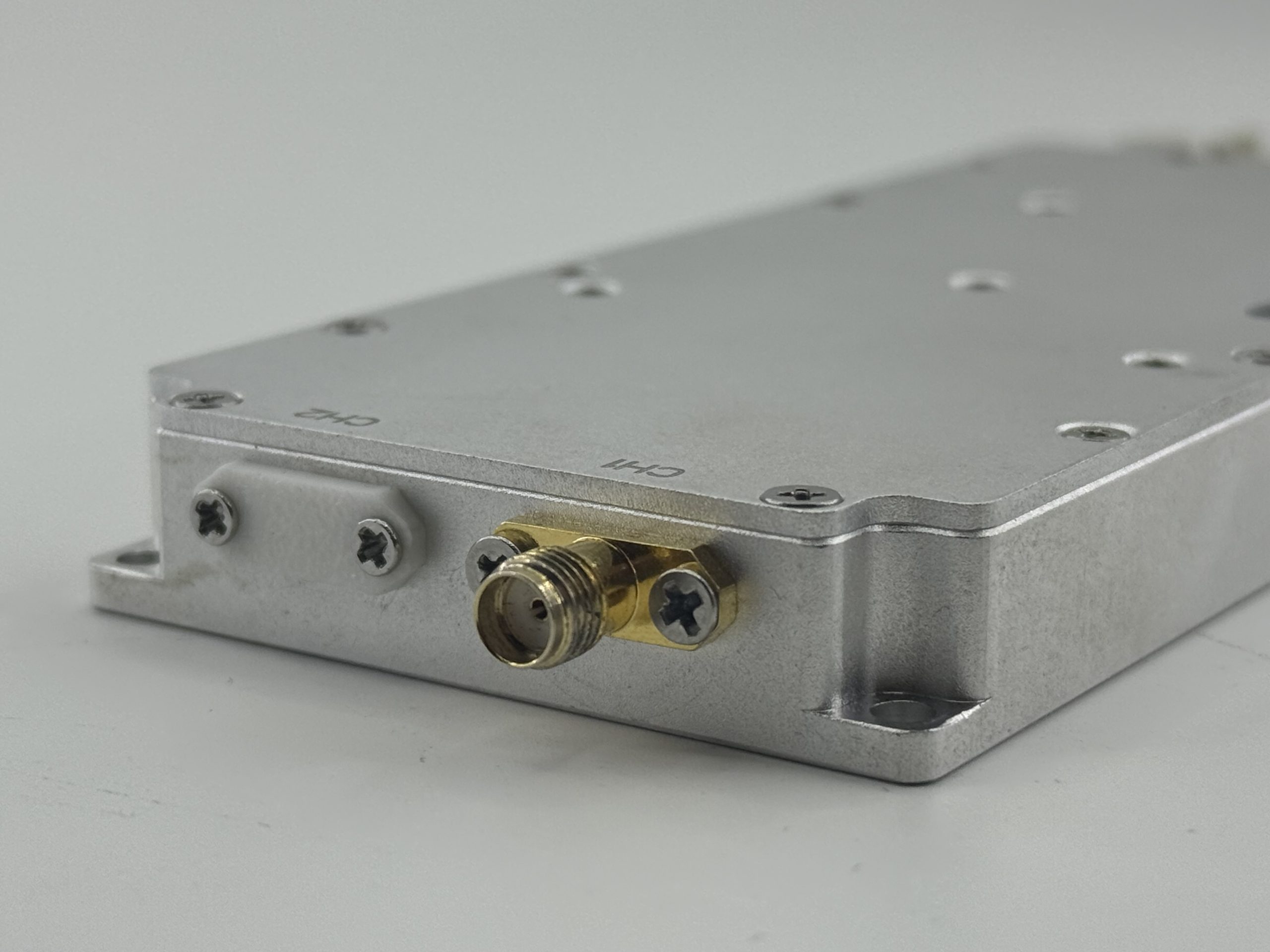 Illustrative PCB layout — replace with HZSDR1006000-A01 top view photo