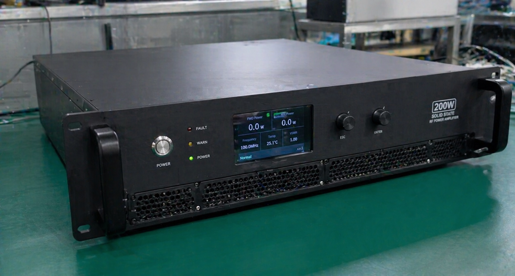 CRF-PA 6-18 GHz high-power rack-mount RF amplifier front panel reference
